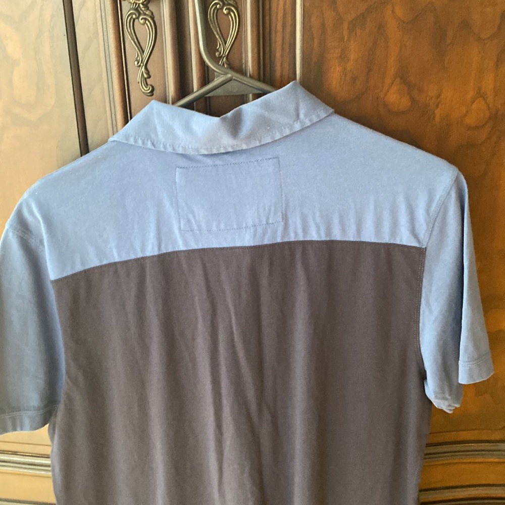 Banana republic polo shirt size medium blue - Picture 4 of 4